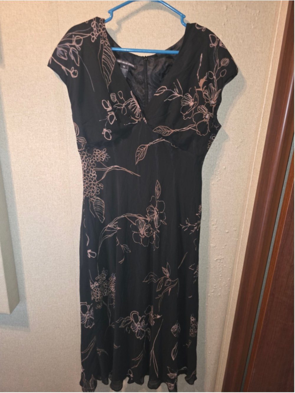 Women's Jones Wear Floral Midi Dress 16 Black and Beige boho-chic officewear